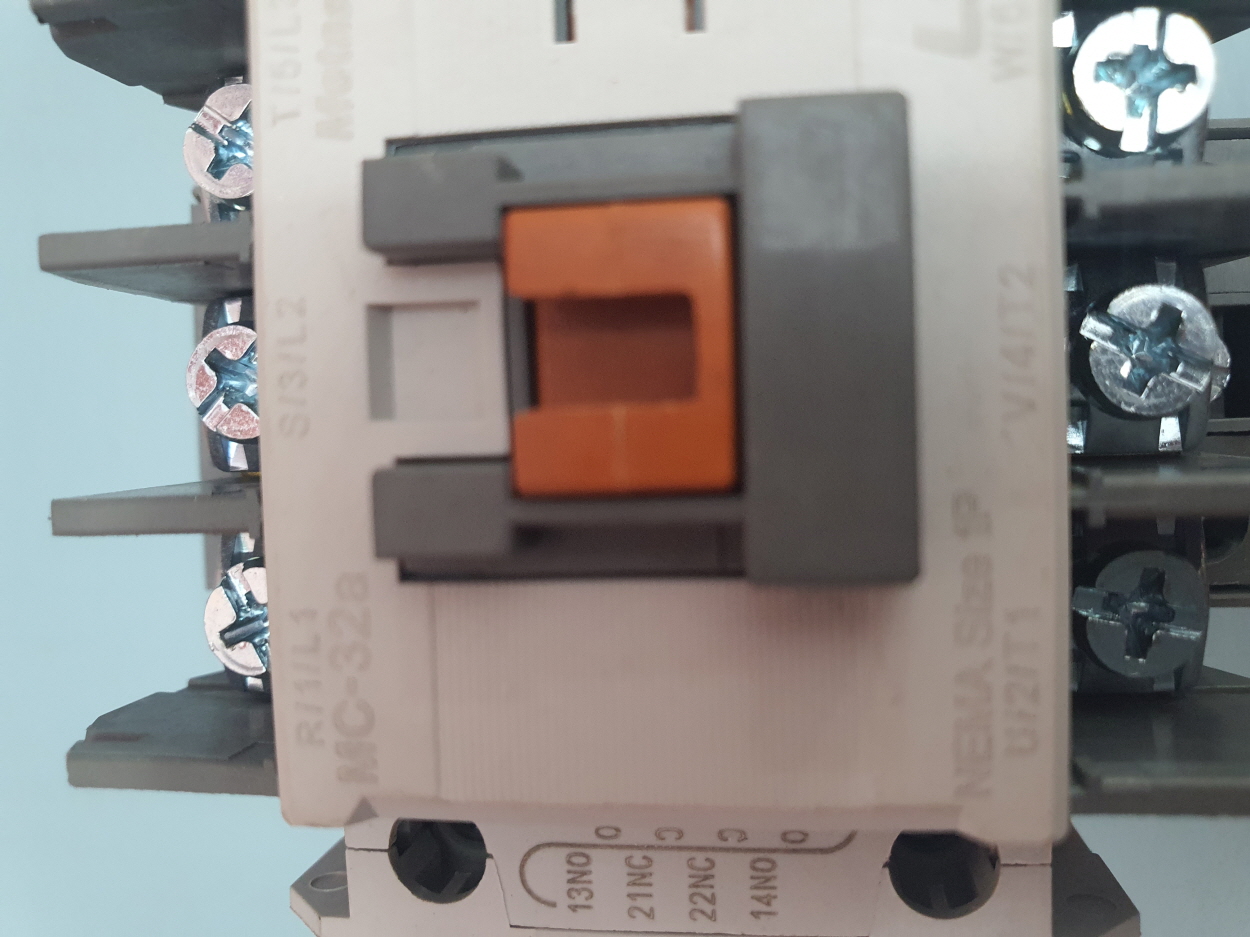 중고A 개폐기(MC-32a)