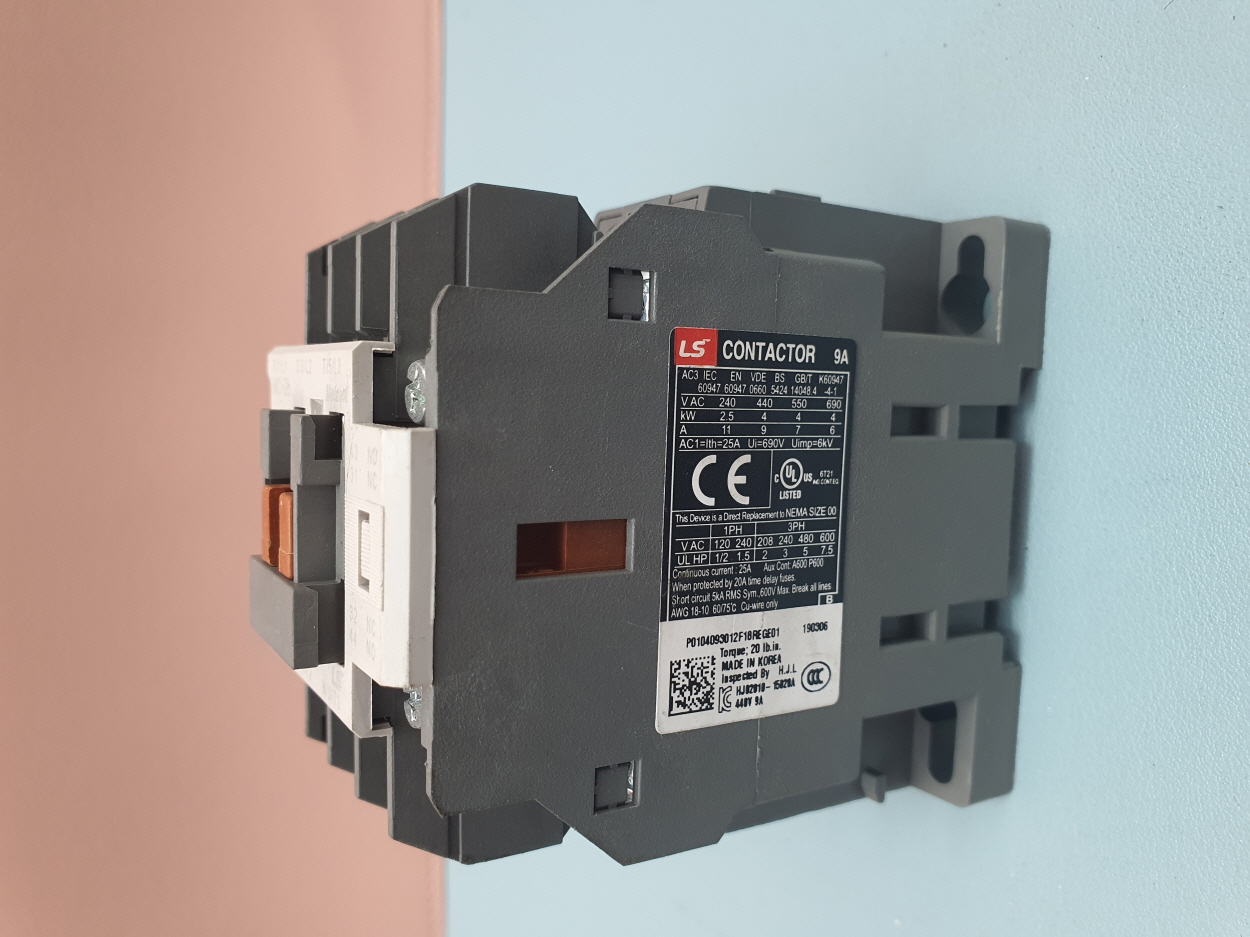 중고A 개폐기(CONTACTOR) 9A