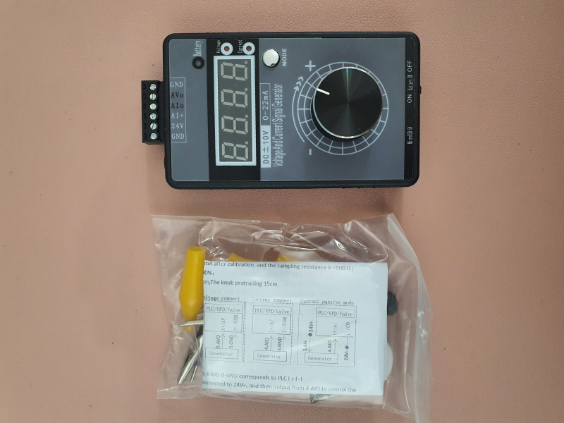 중고A(VALLTAGE & CURRENT SIGEAL GENERATOR)