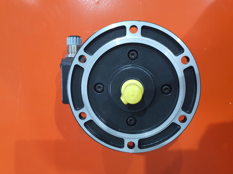 중고B(POG 9 D 1000) HUBNER